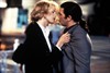 Art (Antonio Banderas) enamorado de Liz (Daryl Hannah), la hermana de su prometida, se inventa un doble suyo.