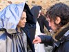 Ray Loriga giving orders to a Leonor Watling.
